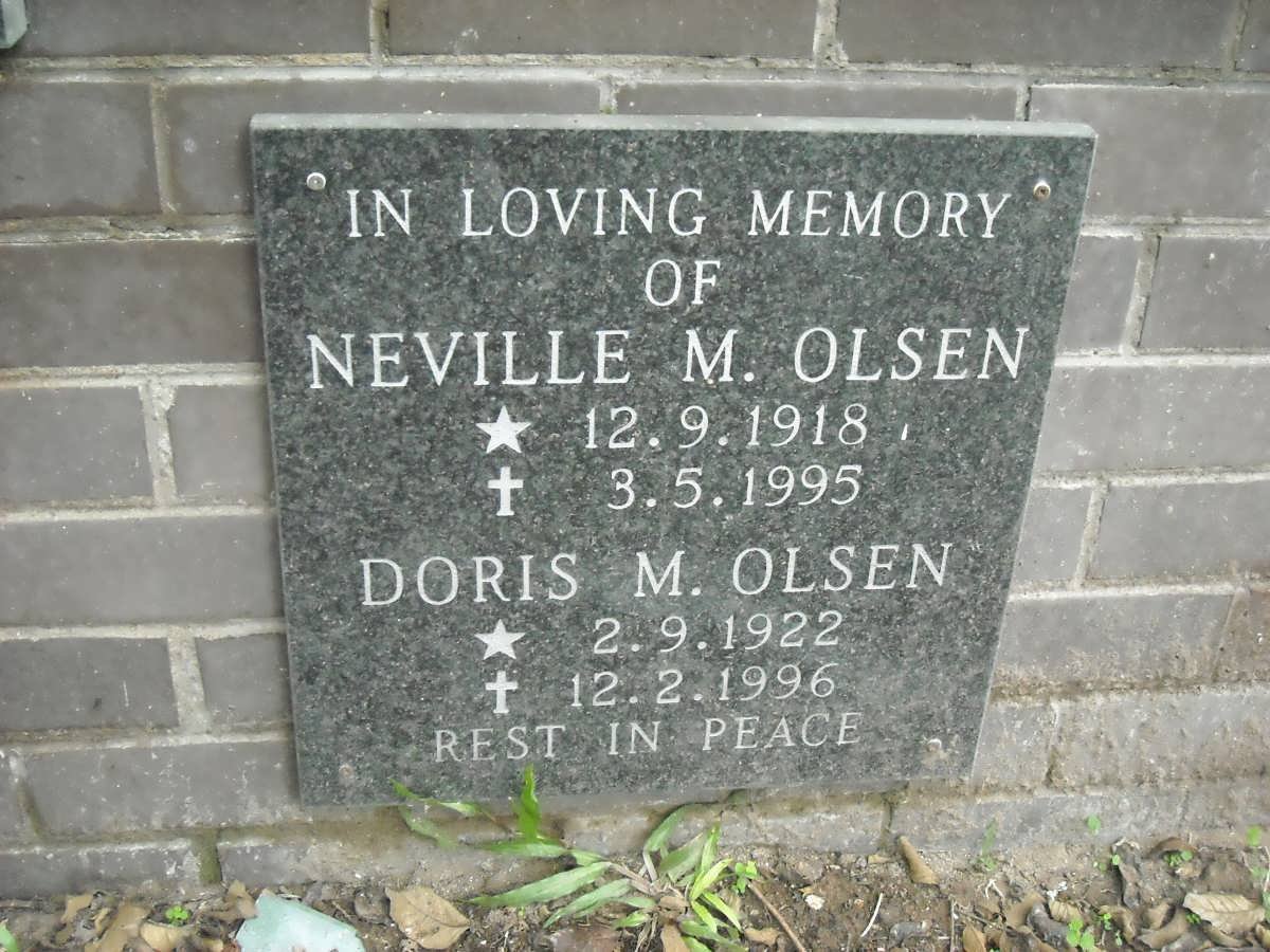 OLSEN Neville M. 1918-1995 &amp; Doris M. 1922-1996