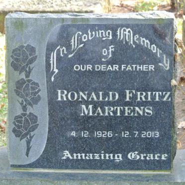 MARTENS Ronald Fritz 1926-2013 &amp; Maureen MAPSTONE 1930-1993