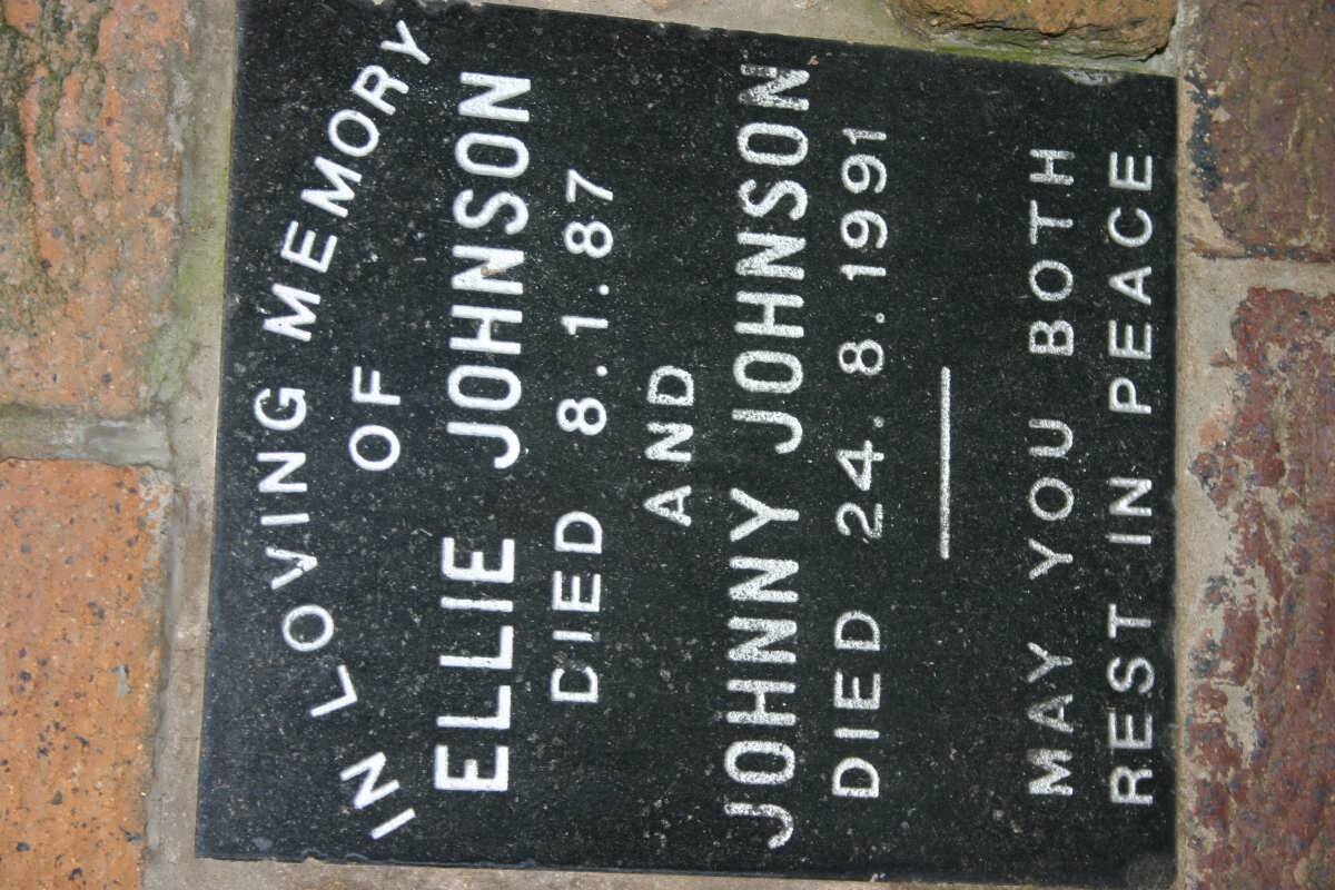 JOHNSON Johnny -1991 & Ellie -1987