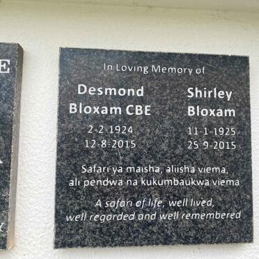 BLOXAM Desmond 1924-2015 & Shirley 1925-2015