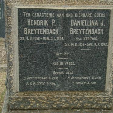 BREYTENBACH Hendrik P. 1852-1934 &amp; Daniellina J. STRUWIG 1856-1942
