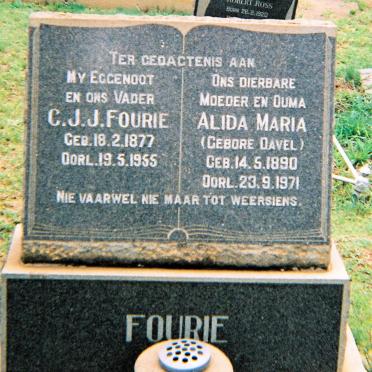 FOURIE C.J.J. 1877-1955 &amp; Alida Maria DAVEL 1890-1971
