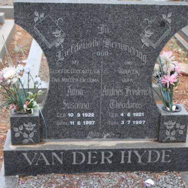HYDE Andries Frederick Theodorus, van der 1921-1997 &amp; Anna Susanna 1922-1987