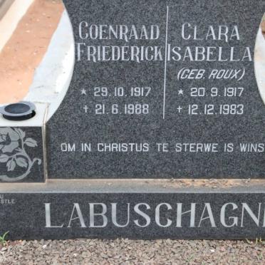 LABUSCHAGNE Coenraad Friederick 1917-1988 &amp; Clara Isabella ROUX 1917-1983