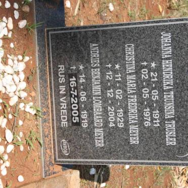 MEYER Andries Benjamin Lombaard 1919-2005 &amp; Christina Maria Fredrika 1929-2004