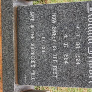 MOORE Ronald 1924-1994