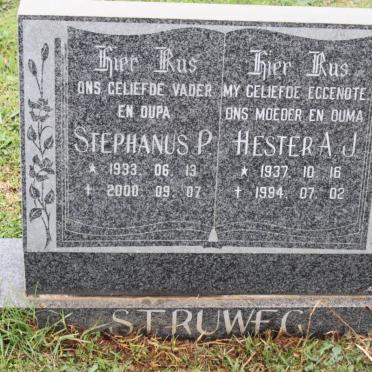 STRUWEG Stephanus P. 1933-2000 &amp; Hester A.J. 1937-1994