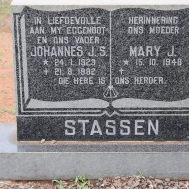 STASSEN Johannes J.S. 1923-1982 &amp; Mary J. 1948-
