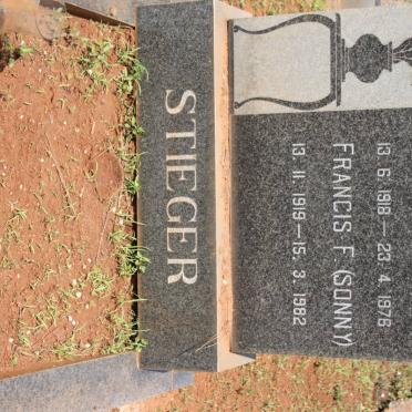 STIEGER Francis F. 1919-1982 &amp; Edith M. 1918-1976