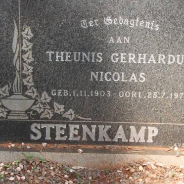 STEENKAMP Theunis Gerhardus Nicolas 1903-1973
