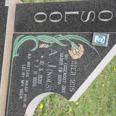 VOSLOO A.J. 1939-1995