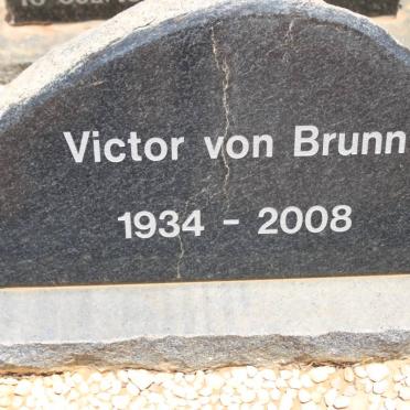 BRUNN Victor, von 1934-2008