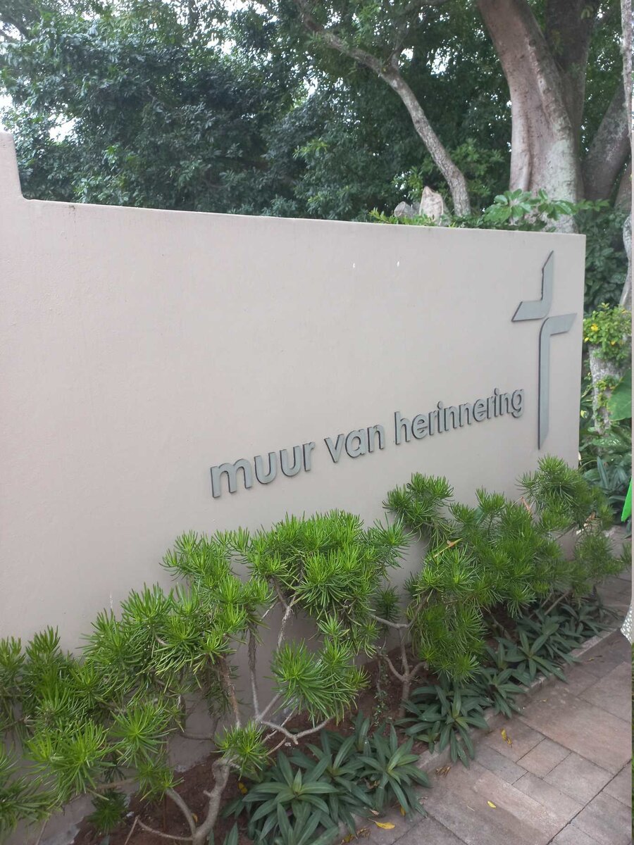 1. Muur van herinnering