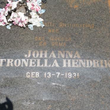 ? Stephanus Daniel Jacobus 1930-1994 & Johanna Petronella Hendrika 1931- _3