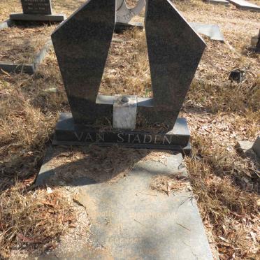 STADEN Karel Nicholaas, van 1926-1988 & Hendrina Johanna 1931-1990 _1