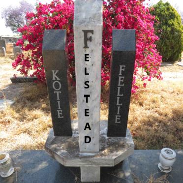 FELSTEAD Fellie & Kotie 