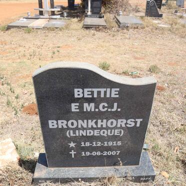 BRONKHORST E M.C.J. nee LINDEQUE 1915-2007 