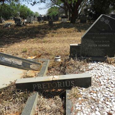 PRETORIUS Pieter Hendrik 1929-1987 & Hester Johanna Magdelene 1931-2016_1