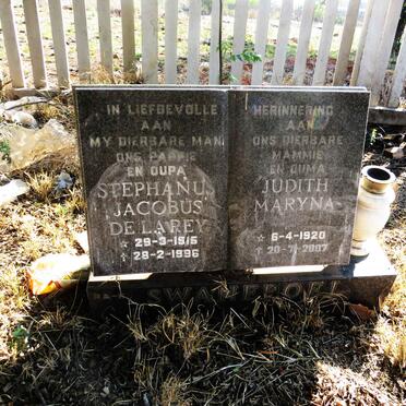 SWANEPOEL Stephanus Jacobus De la Rey 1915-1996 & Judith Maryna 1920-2007