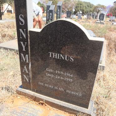 SNYMAN Thinus 1964-1995 :: SNYMAN Sandra 1967-2010 :: SNYMAN Stien 1939-2011_1