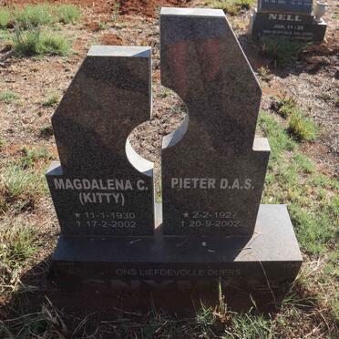 SNYMAN D.A.S. 1927-2002 & Magdalena C. 1930-2002