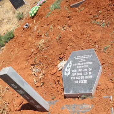 SMITH Charlse Dennis Desmond 1965-2013