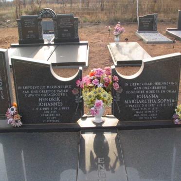 ENGELBRECHT Hendrik Johannes 1919-1993 &amp; Johanna Margaretha Sophia PIATER 1922-1985