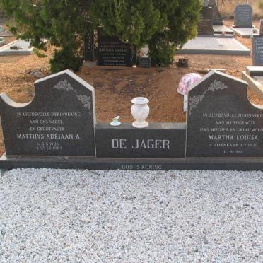 JAGER Matthys Adriaan A., de 1906-1989 &amp; Martha Louisa STEENKAMP 1906-1986