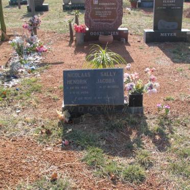 MERWE Nicolaas Hendrik, v.d. 1926-2004 &amp; Sally Jacoba 1932--