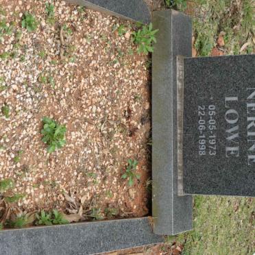 LOWE Nerine 1973-1998