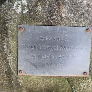 MATTHEWS Brian Rangel 1925-1993 &amp; Jean Norris 1933-1999 