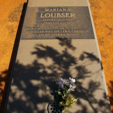 LOUBSER Mariana 1964-1989