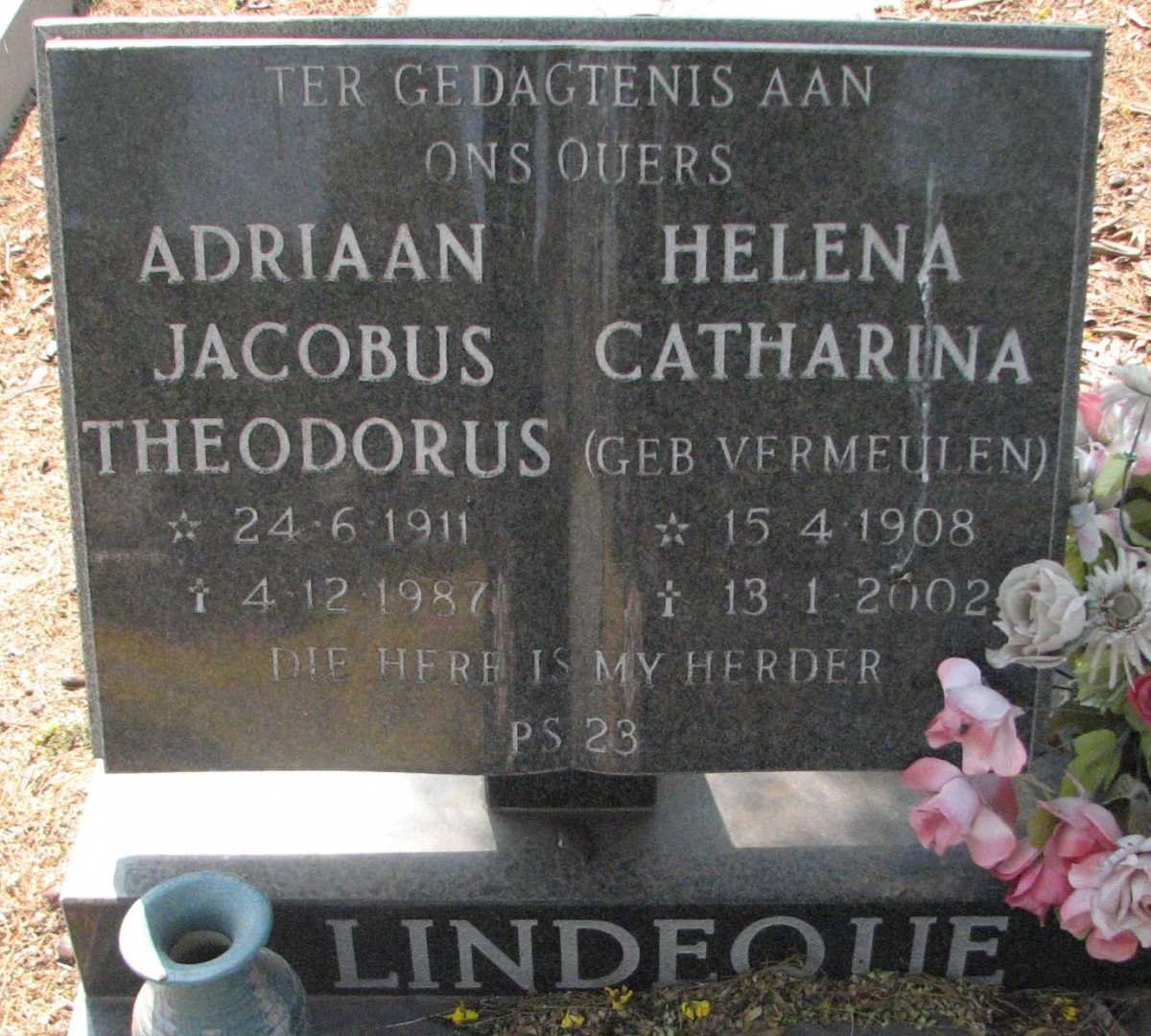 LINDEQUE Adriaan Jacobus Theodorus 1911-1987 &amp; Helena Catharina VERMEULEN 1908-2002