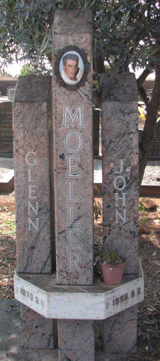 MOELLER Glenn John 1970-1995