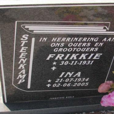 STEENKAMP Frikkie 1931- &amp; Ina 1934-2005