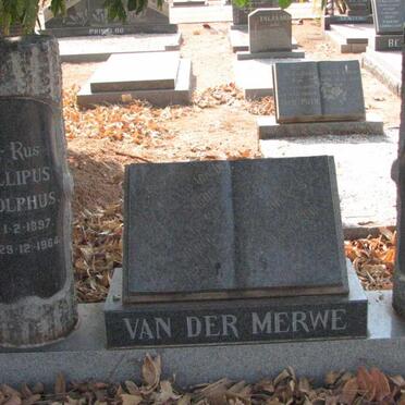 MERWE Phillipus Rudolphus, van der 1897-1964 &amp; Irene Margaret OOSTHUIZEN 1898-1967