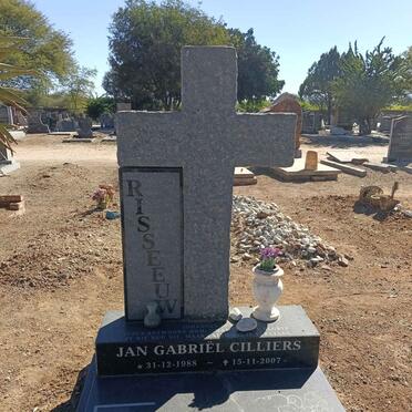 R - Vanne :: Surnames - R