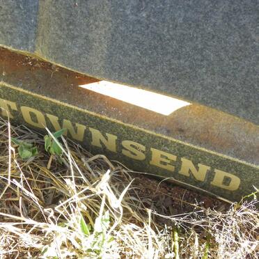 TOWNSEND Gladys 1911-2005