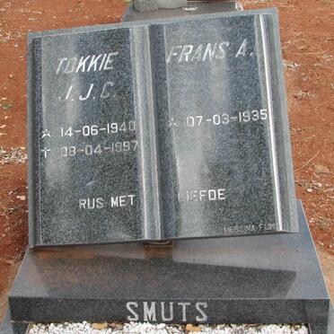 SMUTS Frans A. 1935- &amp;  J.J.C. 1940-1997