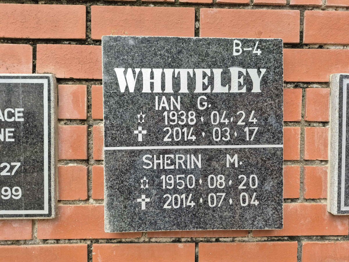 WHITELEY Ian G. 1938-2014 & Sherin M. 1950-2014