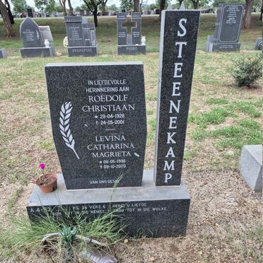 STEENEKAMP Roedolf Christiaan 1928-2001 & Levina Catharina Magrieta 1936-2020