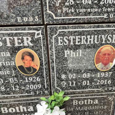 ESTERHUYSE Phil 1937-2016
