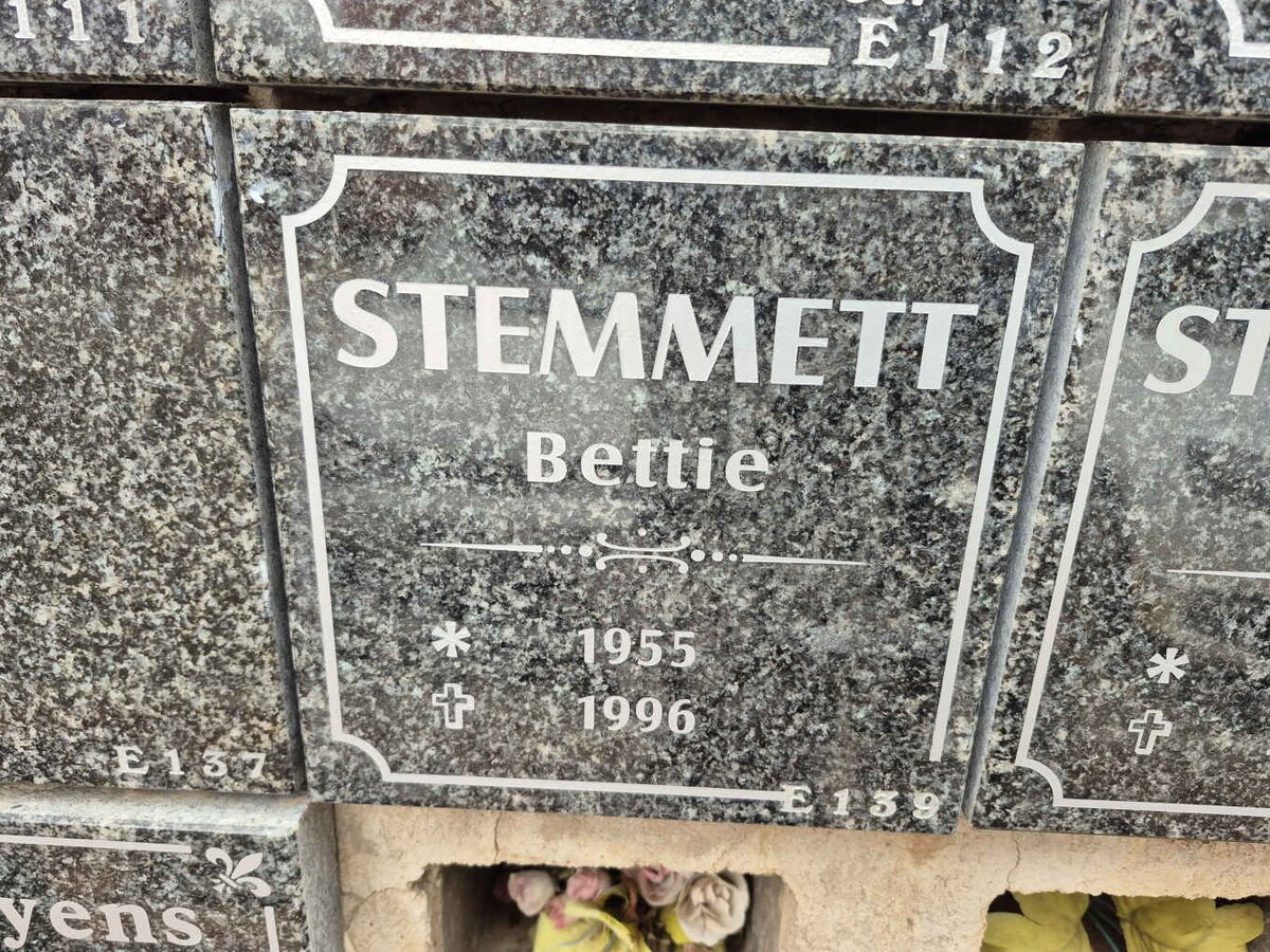 STEMMETT Bettie 1955-1996