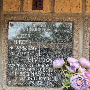 VIVIERS Albert Hibbert 1936-2010