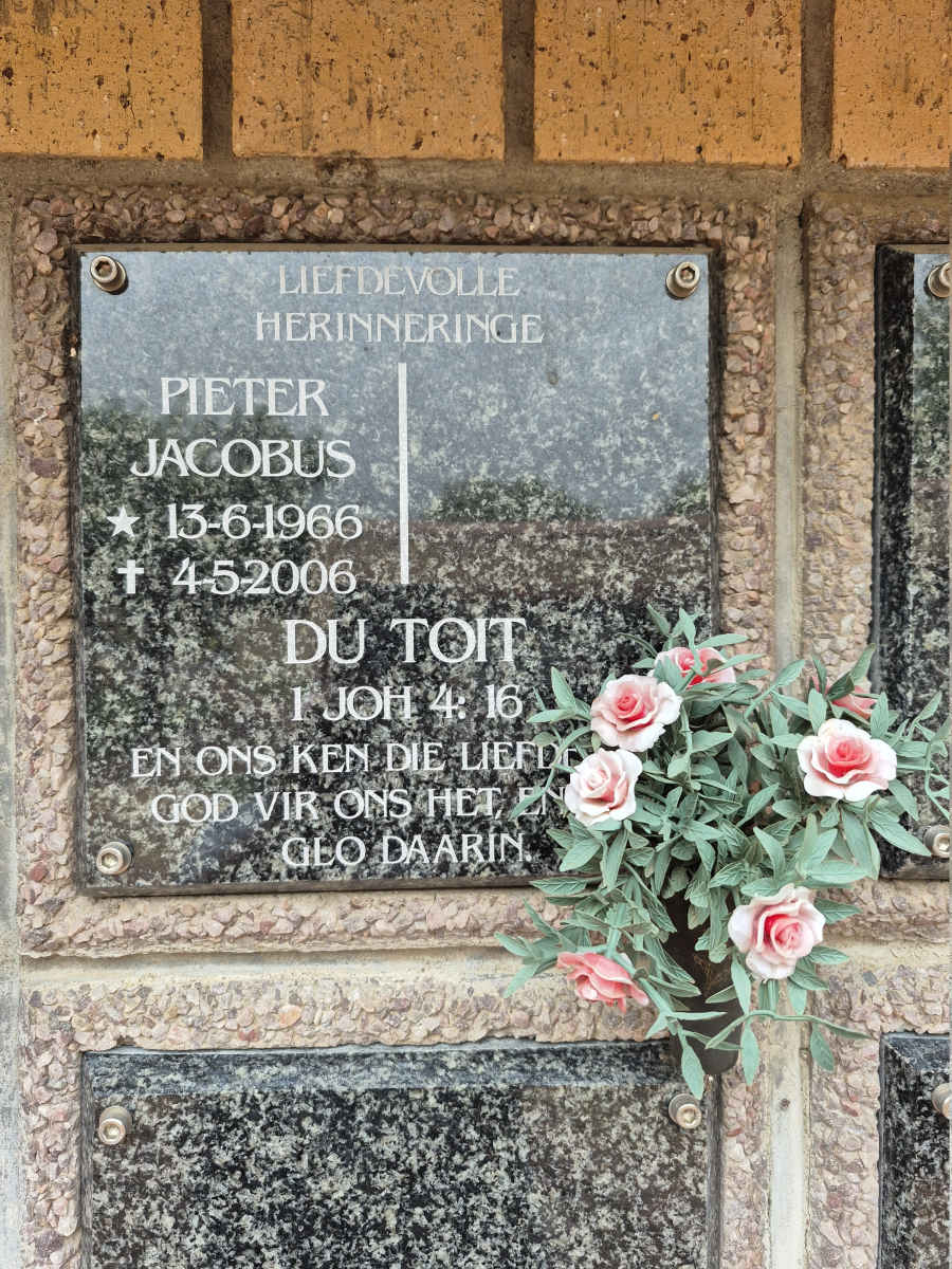 TOIT Pieter Jacobus, du 1966-2006