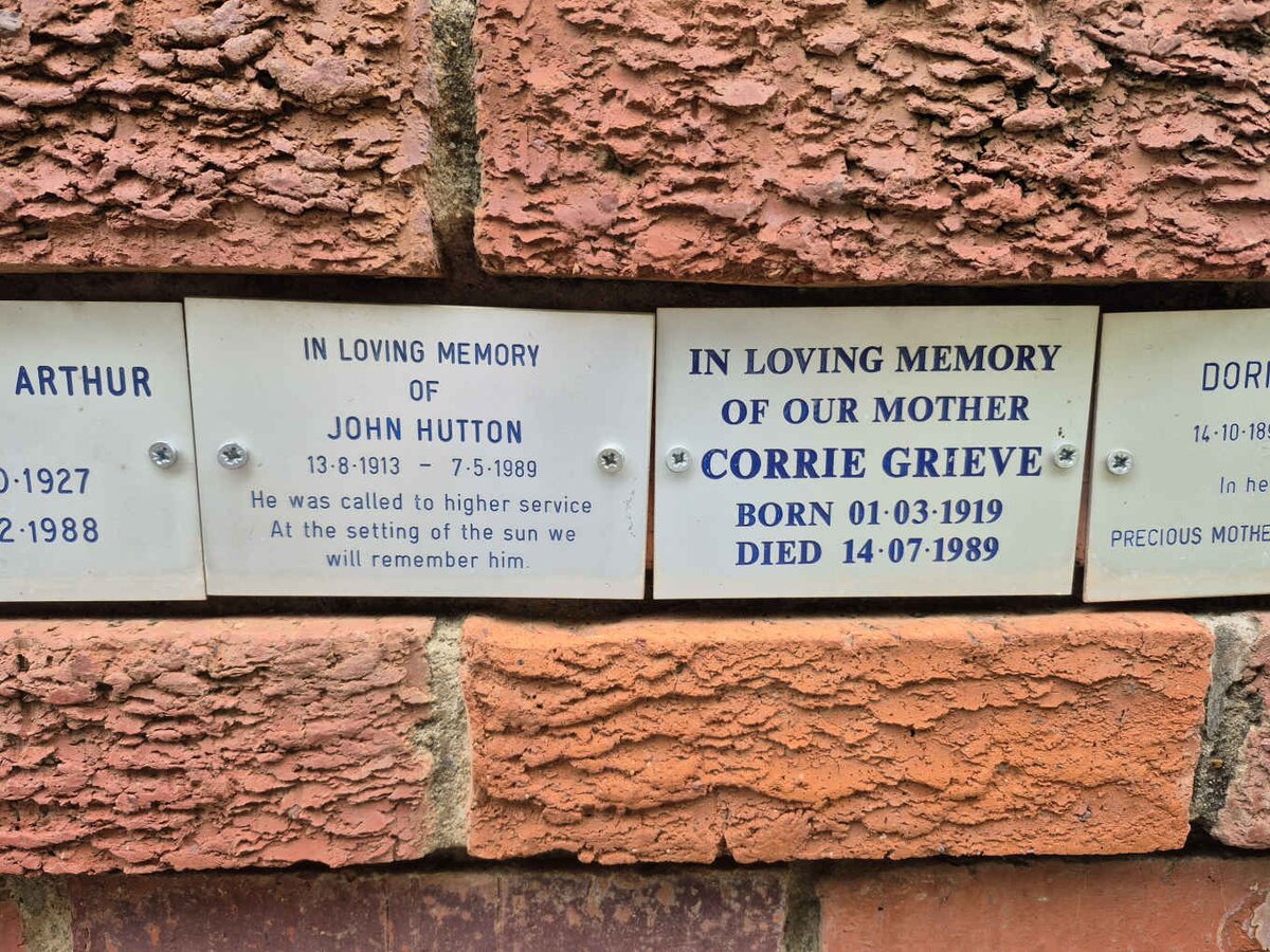 HUTTON John 1913-1989 :: GRIEVE Corrie 1919-1989