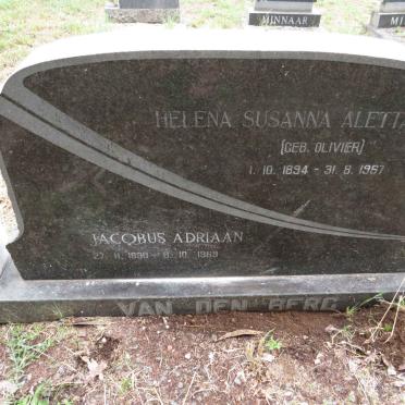 BERG Jacobus Adriaan, van den 1890-1969 & Helena Susanna Aletta OLIVIER 1894-1967