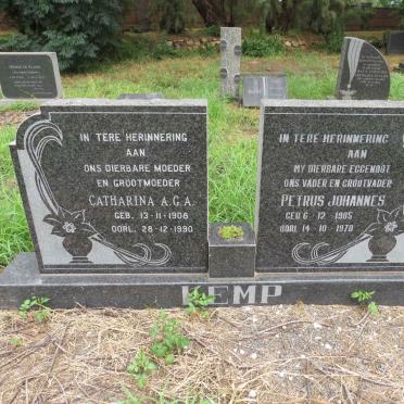 KEMP Petrus Johannes 1905-1970 & Catharina A.G.A. 1908-1990