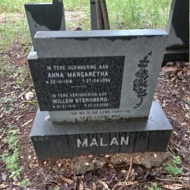 MALAN Willem Sternberg 1910-2008 & Anna Margaretha 1918-1996