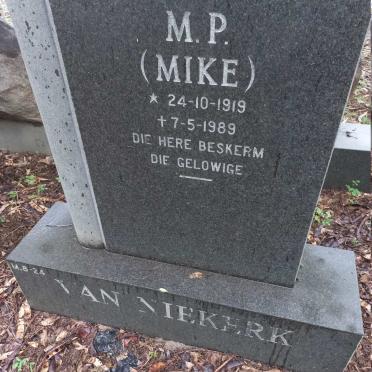 NIEKERK M.P., van 1919-1989